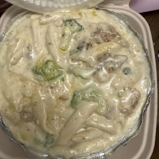 Chicken & Broccoli Alfredo